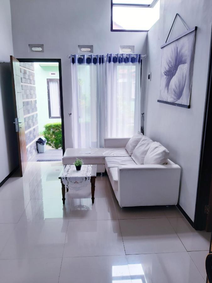 Villa Petit Tour บาตู ภายนอก รูปภาพ