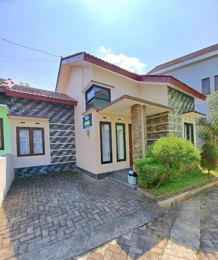 Villa Petit Tour บาตู ภายนอก รูปภาพ