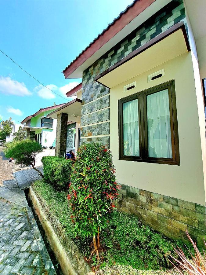Villa Petit Tour บาตู ภายนอก รูปภาพ