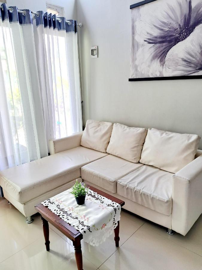 Villa Petit Tour บาตู ภายนอก รูปภาพ